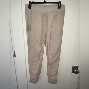 Athleta Attitude II pant sz 10P NWOT 788145-02